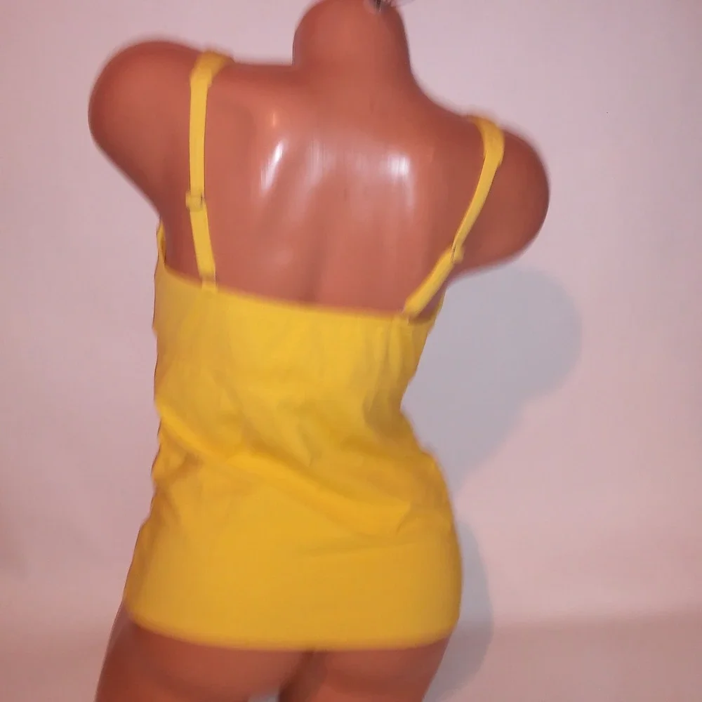 Lands End Swim Tankini Top Size 8 Solid Yellow Removable Padding Underwire
